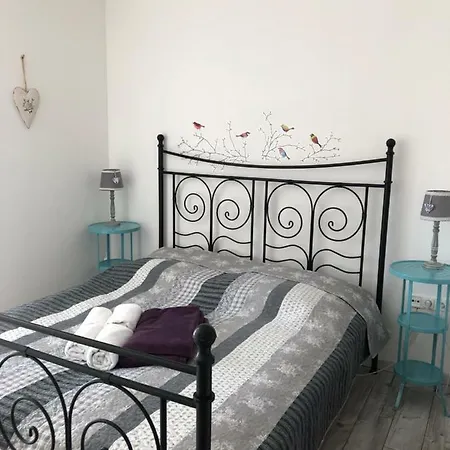 Levendula Apartman Apartamento Gyenesdiás
