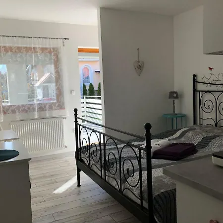 Levendula Apartman Apartamento Gyenesdiás