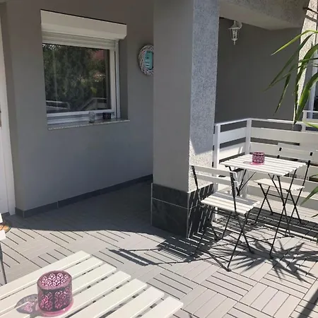 Apartman Levendula Apartman *